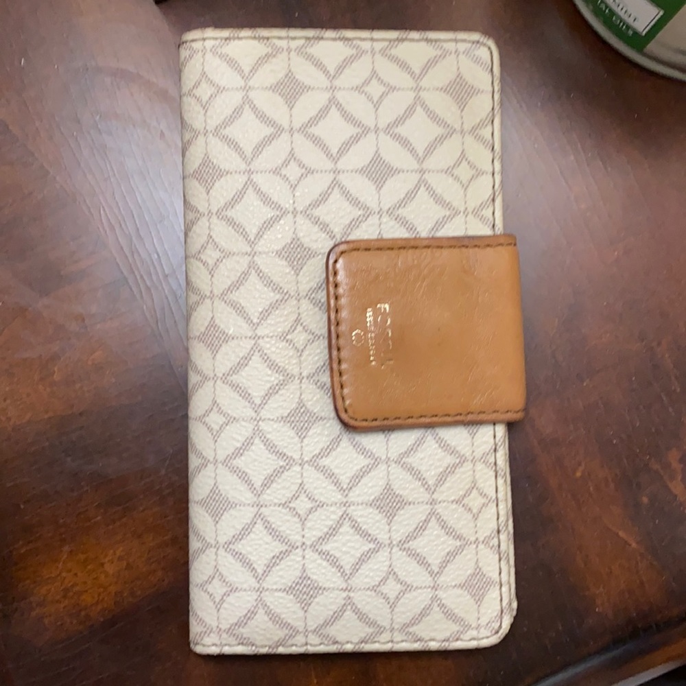 I fossil wallet ID package is missing